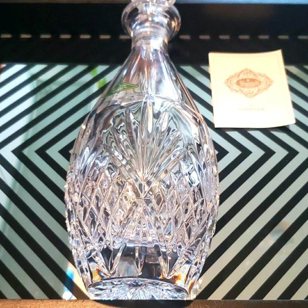 Vintage Shannon Crystal 24% full lead Crystal Cordial Decanter 750ml / 25oz